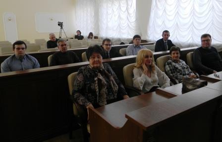 Члены ТИК г. Азова на заседании комиссии